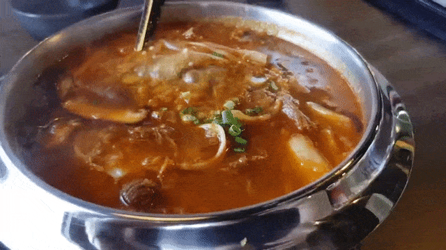 braised beef hot pot soup with smoke